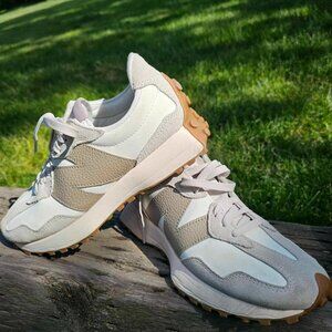 NEW BALANCE 327 Shoes | Women's 8.5 | White & Tan | Excellent Condition